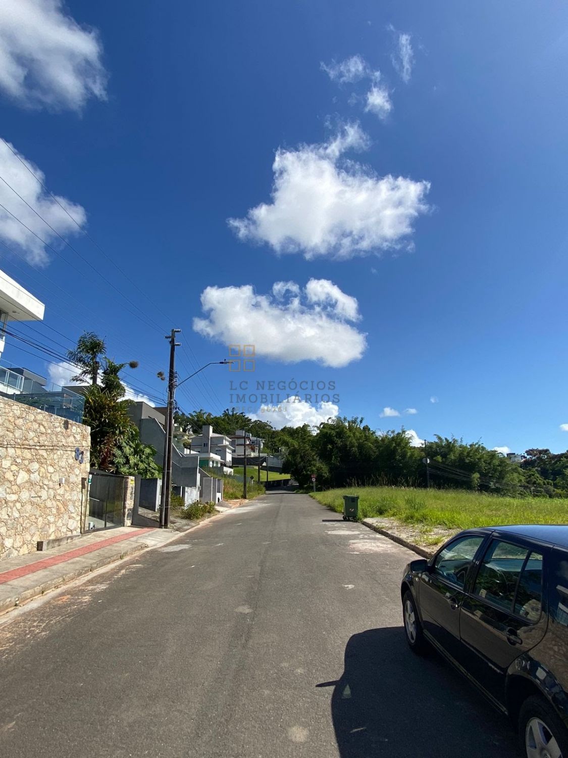 Lote / Terreno de Bairro Para Vender no bairro Pedra Branca em Palhoça