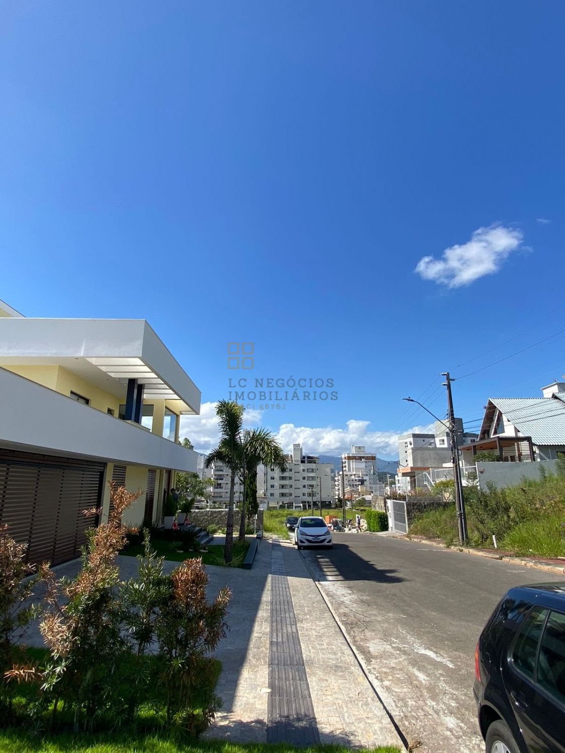 Lote / Terreno de Bairro Para Vender no bairro Pedra Branca em Palhoça