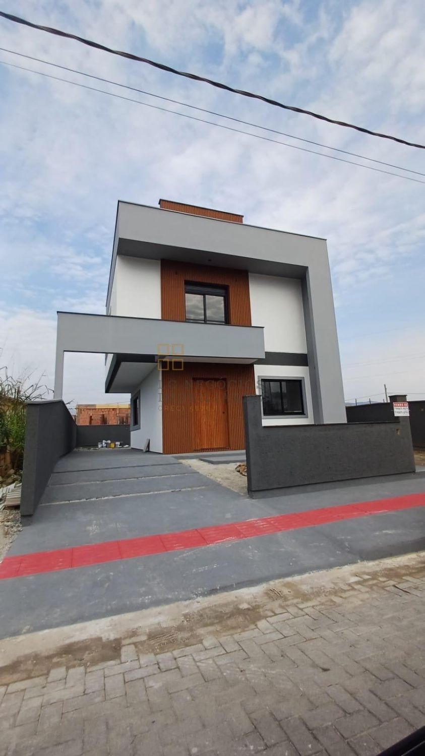 Casa Para Vender com 3 quartos 1 suítes no bairro Bela Vista em Palhoça