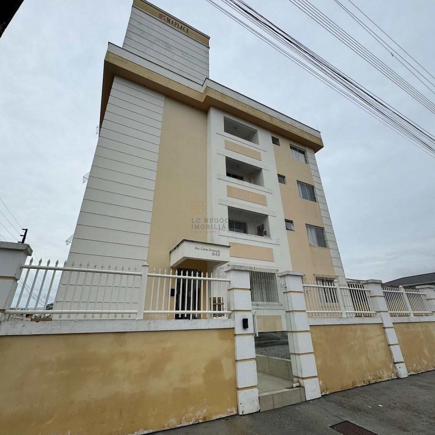 Apartamento Para Vender com 2 quartos no bairro Aririu em Palhoça