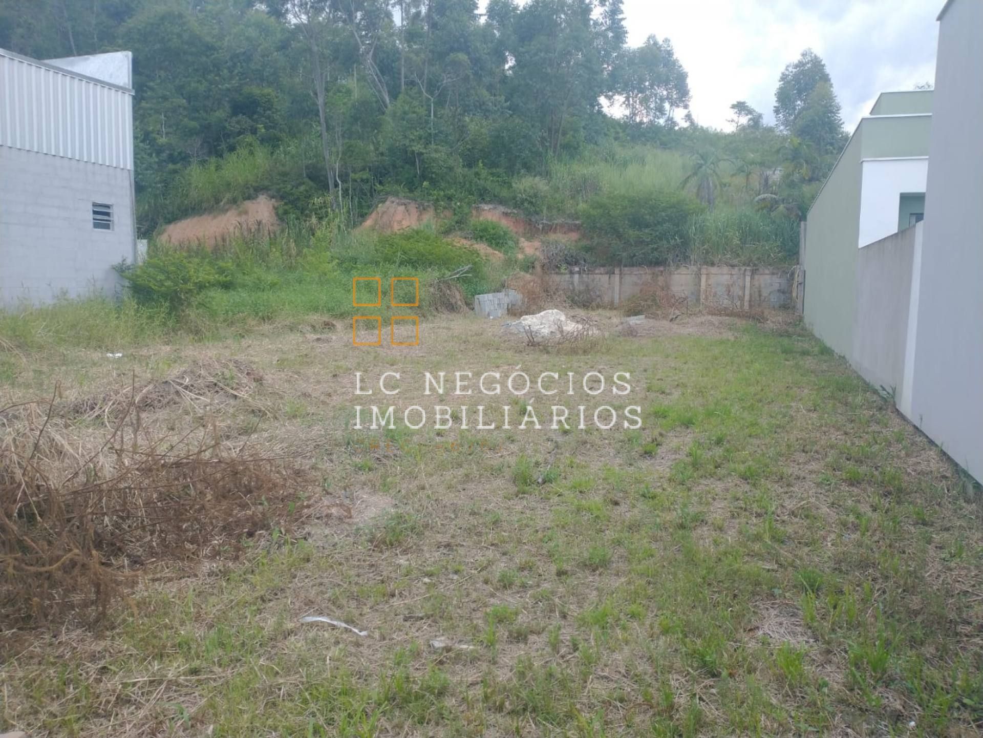 Lote / Terreno Comercial Para Vender no bairro Aririu em Palhoça