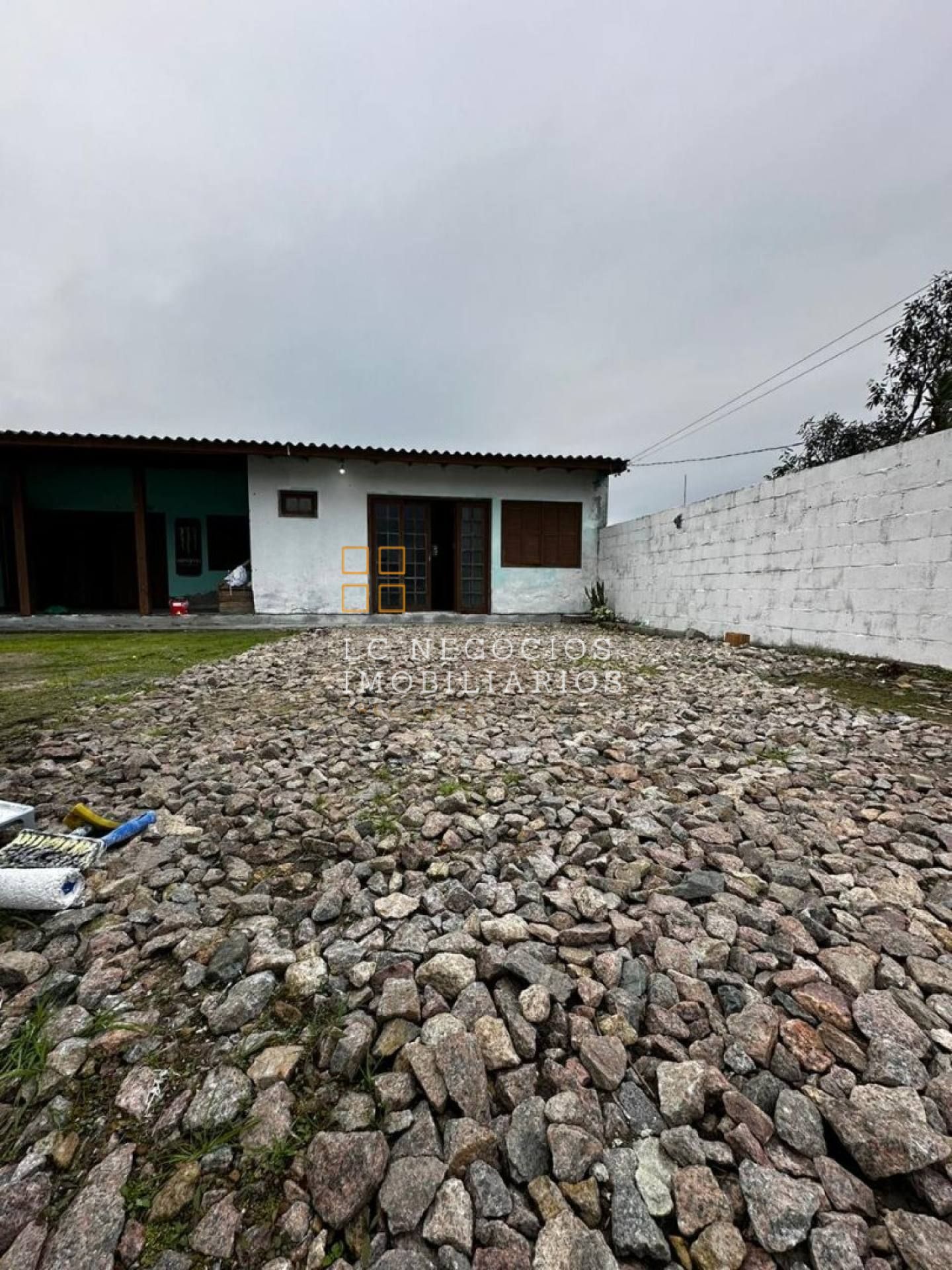 Lote / Terreno de Bairro Para Vender no bairro Passagem do Maciambu (ens Brito) em Palhoça