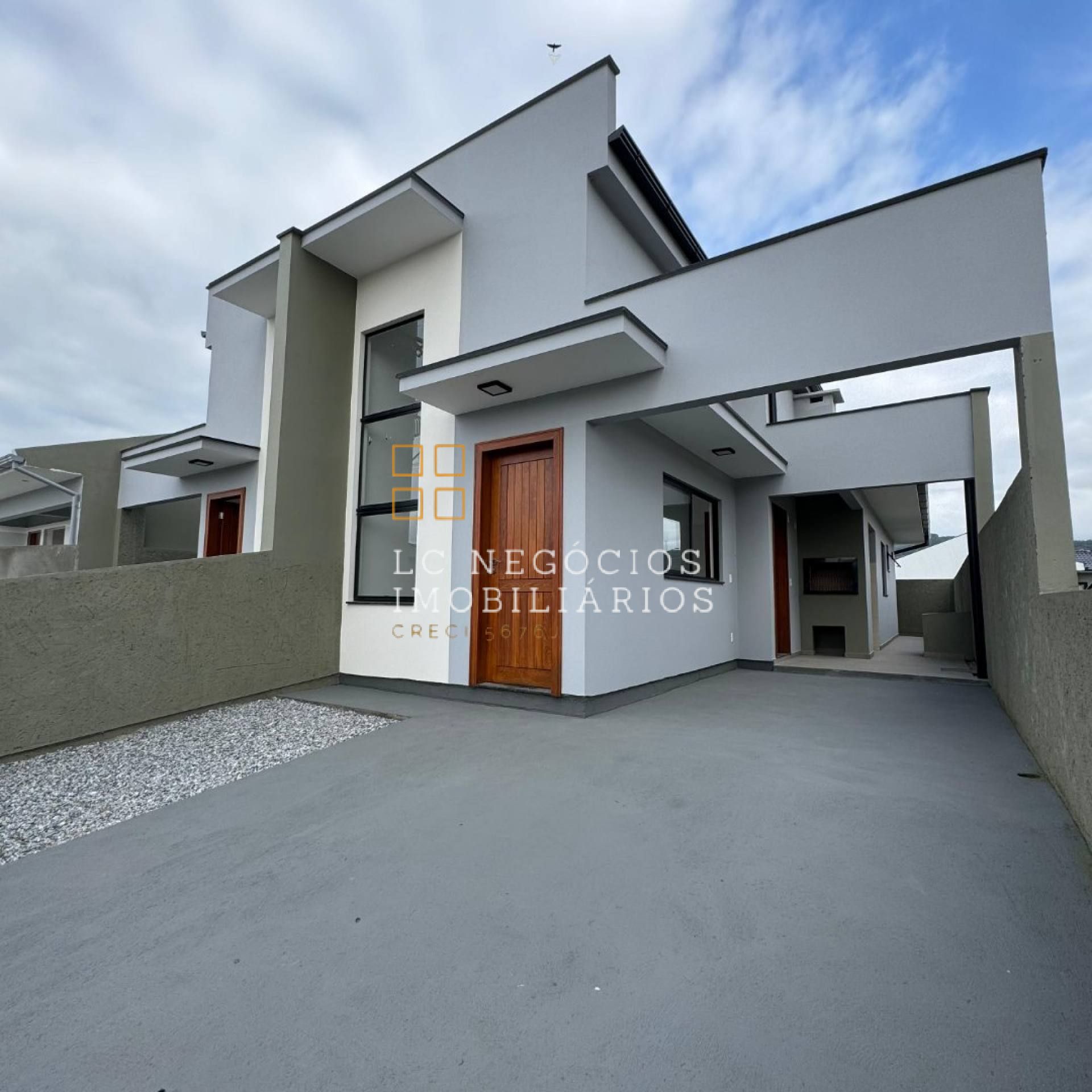 Casa Geminada Para Vender com 2 quartos 1 suítes no bairro Bela Vista em Palhoça