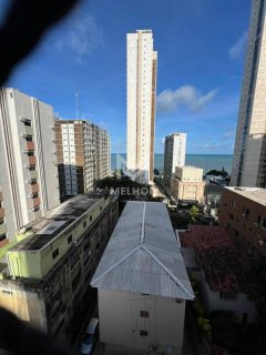 APARTAMENTO A 50 METROS DO MAR,COM VARANDA BEM GRANDE,3 QUARTOS EM BOA VIAGEM