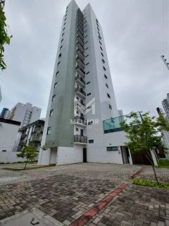 Apartamento Para Alugar com 3 quartos 1 suítes no bairro Boa Viagem em Recife