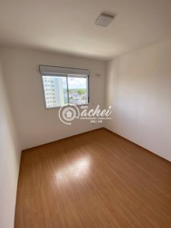 Apartamento com 2/4 nascente no Cond. Caminhos do Litoral