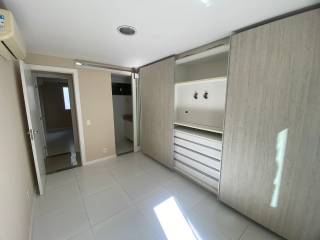 Apartamento à venda no bairro BURAQUINHO em Lauro de Freitas/BA