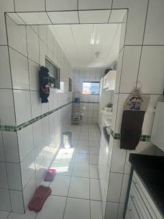 Apartamento na Rua Capri em Itapuã