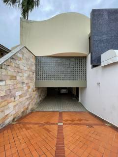 Casa à venda no bairro Vilas do Atlantico em Lauro de Freitas/BA