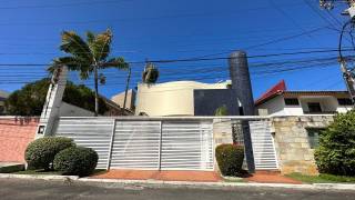 Casa à venda no bairro Vilas do Atlantico em Lauro de Freitas/BA