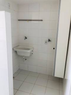 Apartamento à venda no bairro Pitangueiras em Lauro de Freitas/BA