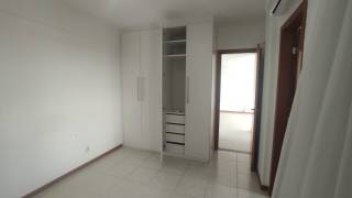 Apartamento à venda no bairro Pitangueiras em Lauro de Freitas/BA