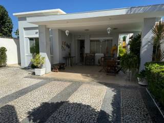 Casa à venda no bairro BURAQUINHO em Lauro de Freitas/BA