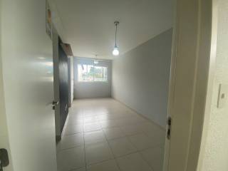 Apartamento à venda no bairro Miragem em Lauro de Freitas/BA