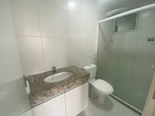 Apartamento à venda no bairro Miragem em Lauro de Freitas/BA