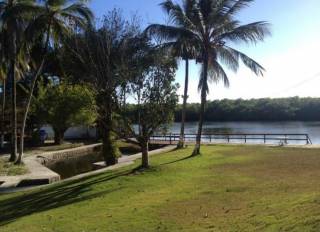 Área à venda no bairro Barra do Jacuípe (Monte Gordo) em Camaçari/BA