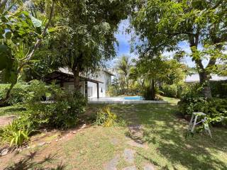 Casa à venda no bairro Interlagos (Abrantes) em Camaçari/BA