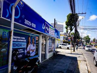 Loja à venda no bairro Vilas do Atlantico em Lauro de Freitas/BA