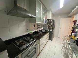 Apartamento à venda no bairro Pituba em Salvador/BA