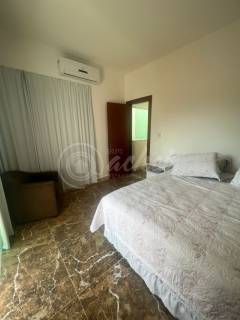 Casa Triplex individual em Pitangueiras