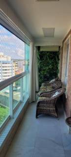 Apartamento à venda no bairro Pitangueiras em Lauro de Freitas/BA