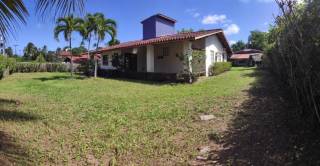 Casa à venda no bairro Estrada do Coco em Lauro de Freitas/BA