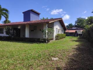 Casa à venda no bairro Estrada do Coco em Lauro de Freitas/BA