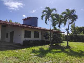 Casa à venda no bairro Estrada do Coco em Lauro de Freitas/BA