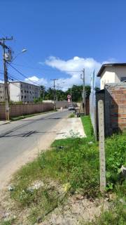 Terreno à venda no bairro Cajazeiras de Abrantes (Abrantes) em Camaçari/BA