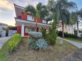 Casa à venda no bairro ALPHAVILLE 1 em Camaçari/BA