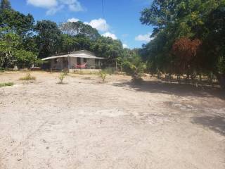 Terreno à venda no bairro IMBASSAÍ em Mata de São João/BA