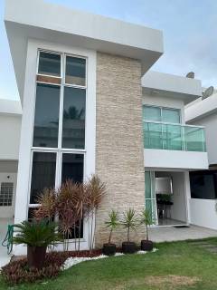 Lindíssimo Duplex à venda em Buraquinho