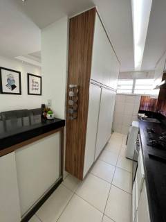 Apartamento à venda no bairro Ipitanga em Lauro de Freitas/BA