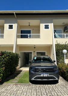 Casa à venda no bairro Vila Praiana em Lauro de Freitas/BA