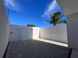 Casa à venda no bairro Ipitanga em Lauro de Freitas/BA