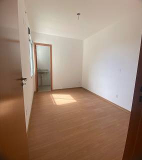 Apartamento para alugar no bairro BURAQUINHO em Lauro de Freitas/BA