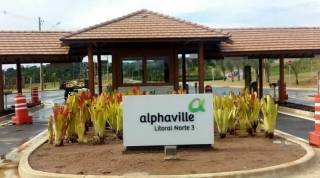 Terreno à venda no bairro Alphaville (Abrantes) em Camaçari/BA