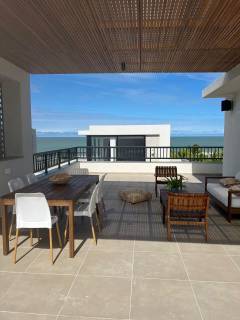 Casa à venda no bairro Itacimirim (Monte Gordo) em Camaçari/BA