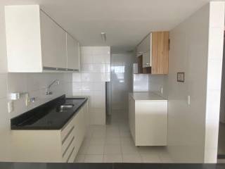 Apartamento à venda no bairro Jardim Aeroporto em Lauro de Freitas/BA