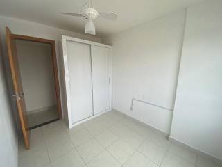 Apartamento à venda no bairro Jardim Aeroporto em Lauro de Freitas/BA