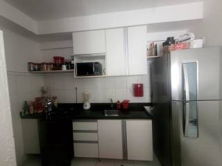 Apartamento à venda no bairro Pitangueiras em Lauro de Freitas/BA