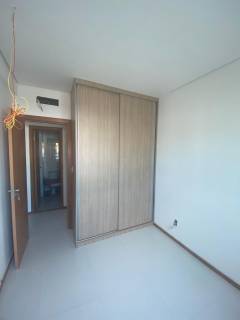 Apartamento à venda no bairro Pitangueiras em Lauro de Freitas/BA