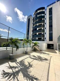 Apartamento à venda no bairro Pitangueiras em Lauro de Freitas/BA