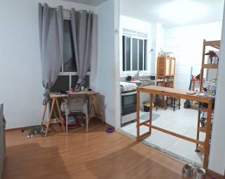 Apartamento à venda no bairro Centro em Lauro de Freitas/BA