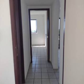 Apartamento à venda no bairro Ipitanga em Lauro de Freitas/BA