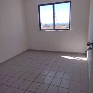 Apartamento à venda no bairro Ipitanga em Lauro de Freitas/BA