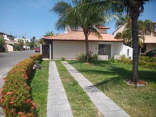 Casa à venda no bairro Jockey Club em Lauro de Freitas/BA