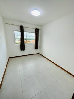 Apartamento à venda no bairro BURAQUINHO em Lauro de Freitas/BA