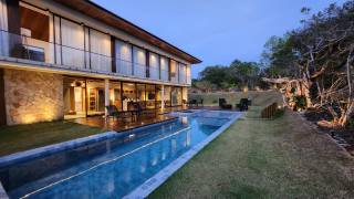 Casa à venda no bairro Praia do Forte em Mata de São João/BA