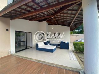 Casa 5/4 com acesso à praia - Buraquinho